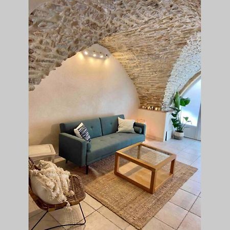 Superbe Appartement En Pierre Fraichement Renove Bernis 外观 照片