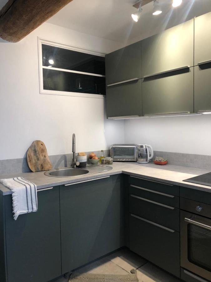 Superbe Appartement En Pierre Fraichement Renove Bernis 外观 照片
